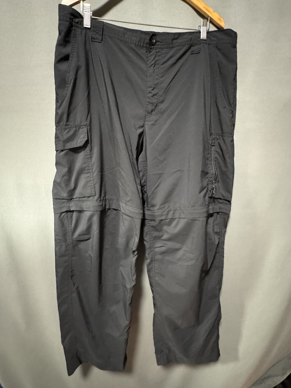 Columbia Men's Silver Ridge Convertible Pants Shorts 42x30 Black